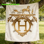 Hermès Gold Antique H Crest Flannel Fleece Throw Blanket IMG_4957